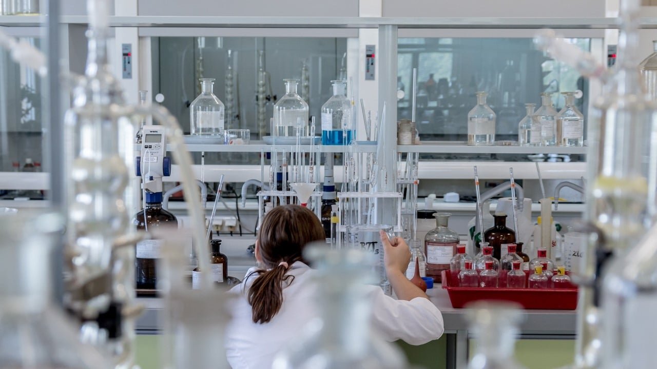 THC Nachweisbarkeit – Haare, Urin, Blut – wie lange ist Marihuana nachweisbar THC Nachweisbarkeit – Haare, Urin, Blut - wie lange ist Marihuana nachweisbar