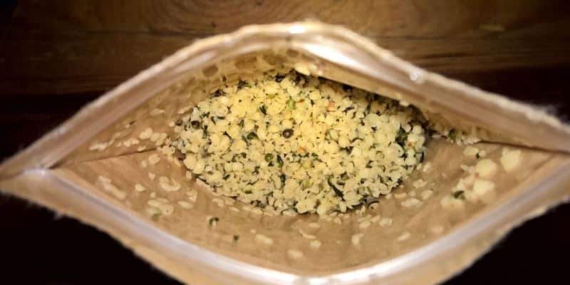 Geschälte Hanfsamen